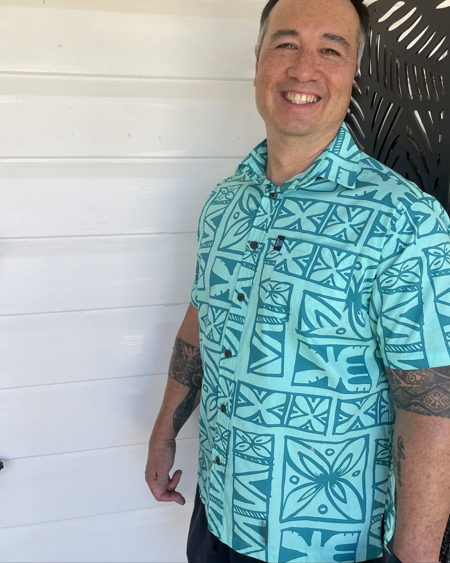 Island Shirt Pacific - Medium