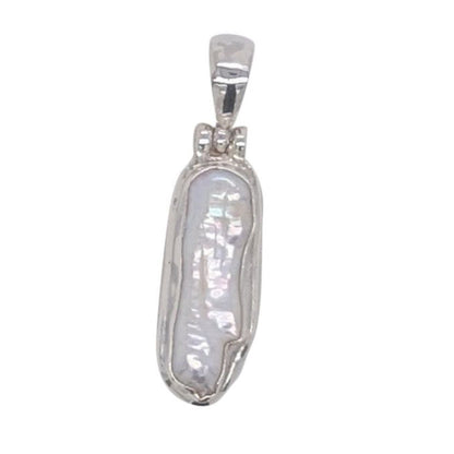 Mimi Biwa Freshwater Pearl Pendant Necklace