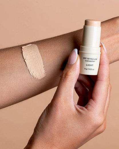 SPF 50 Natural Concealer LIGHT by Avocado Zinc