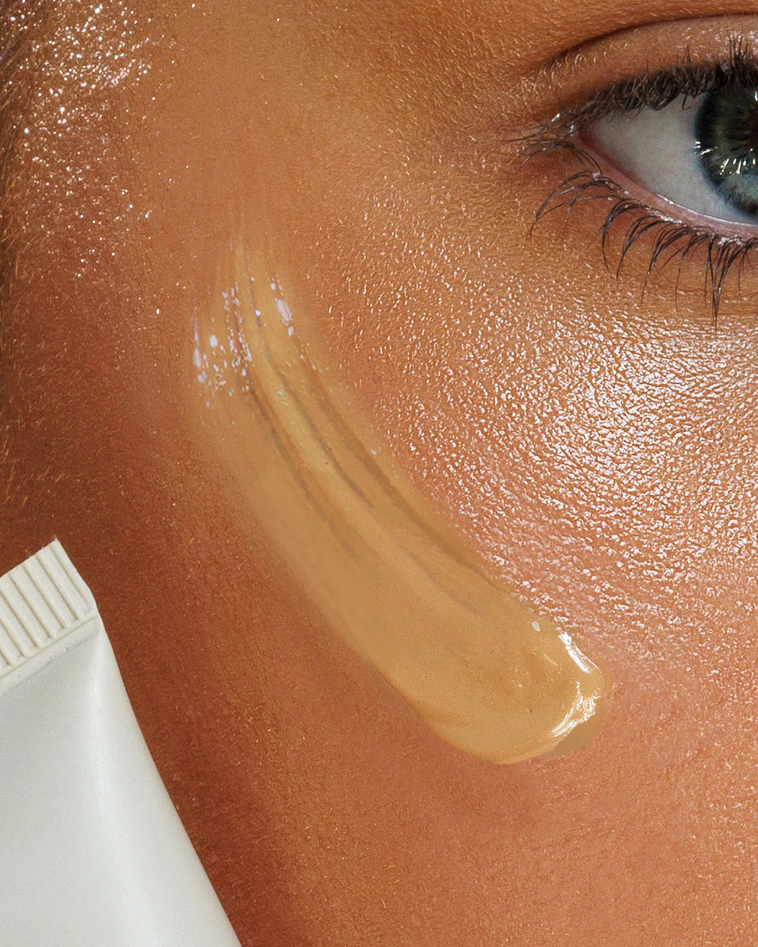 SPF 50 Natural Tinted Moisturiser MEDIUM by Avocado Zinc