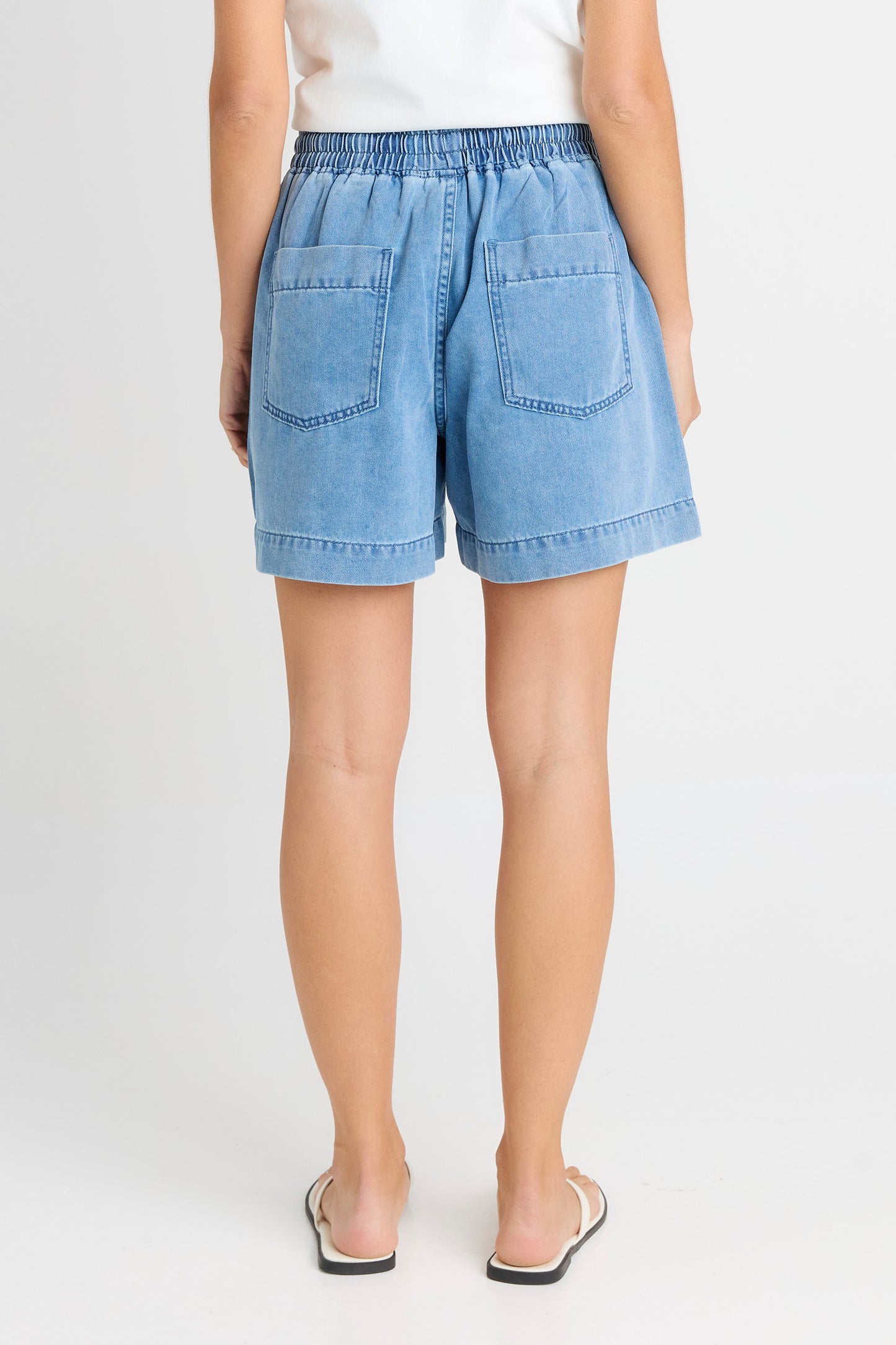 Quinn Shorts Cotton Denim by Betty Basics