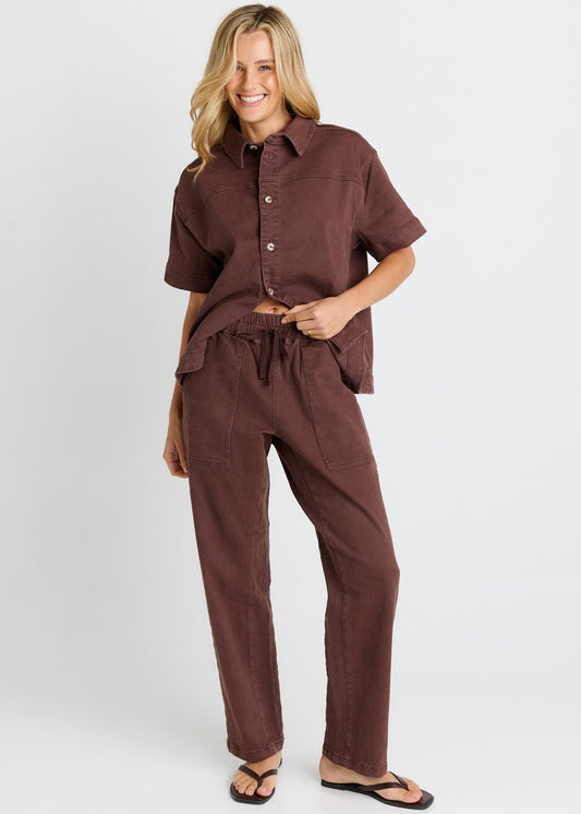 Quinn Denim Cotton Jogger in Chocolate by Betty Basics