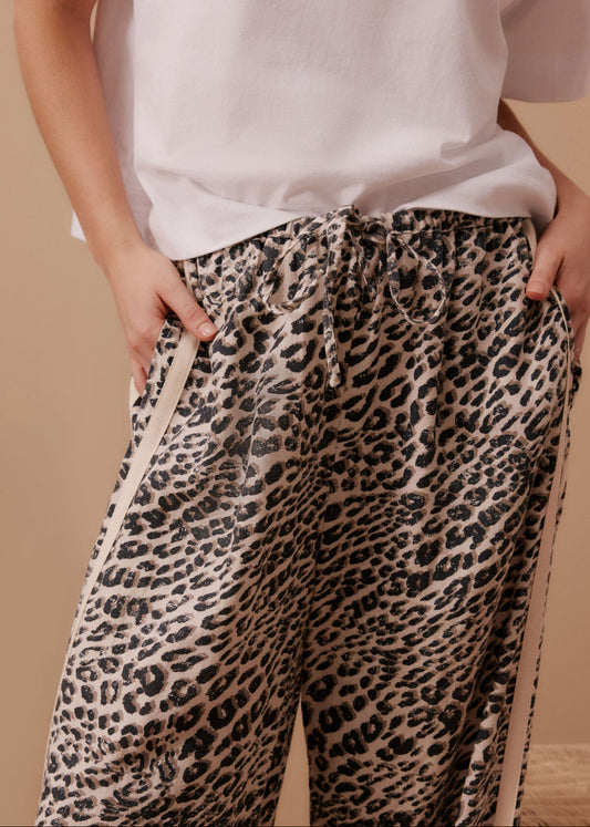 Relaxed Drawstring Pant Leopard Print by Ceres Life