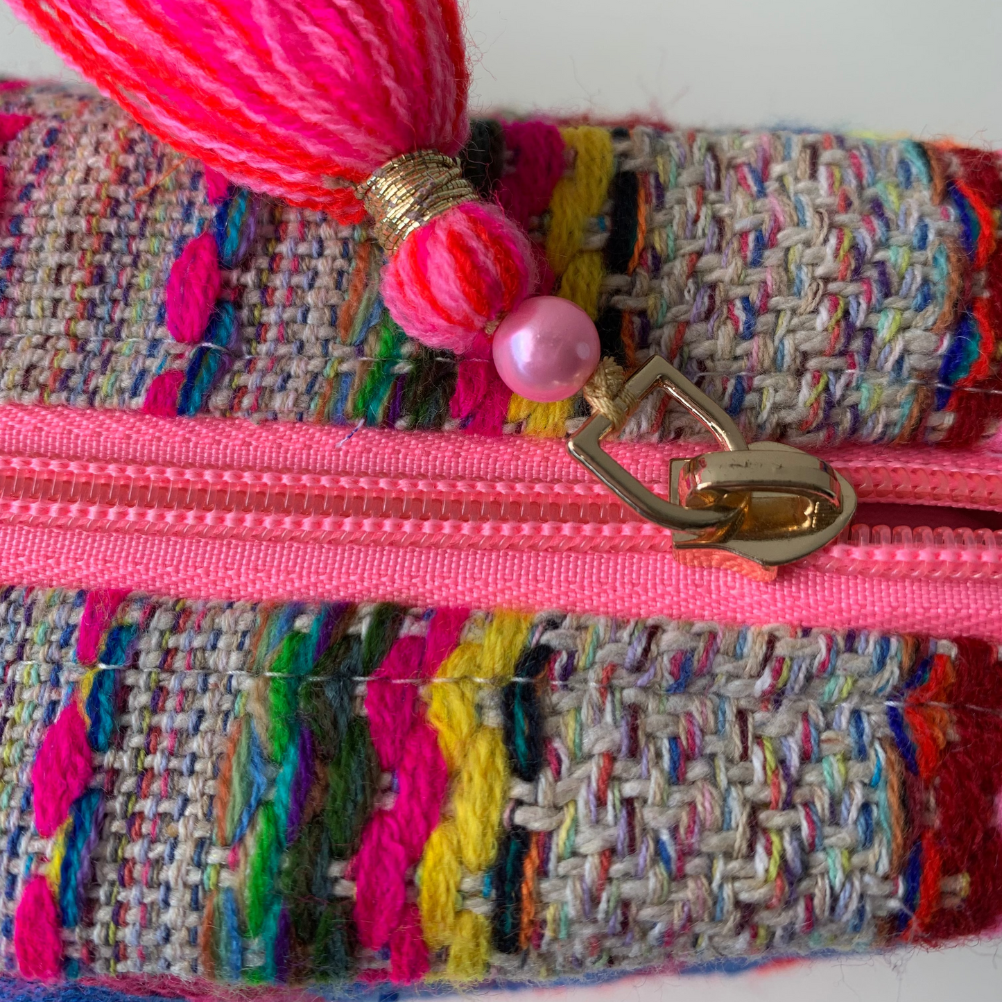 AMOUR Cosmetic Pouch