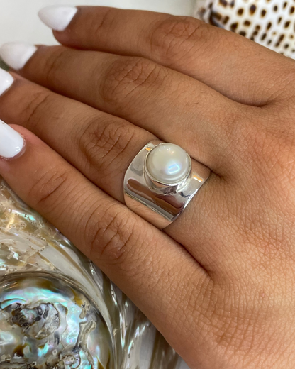 Nixie Freshwater Pearl Ring Sterling Silver