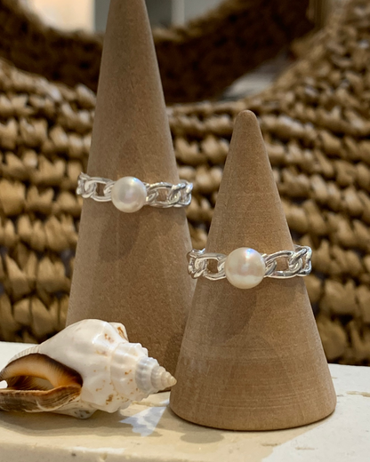 Paloma Pearl Link Ring Sterling Silver
