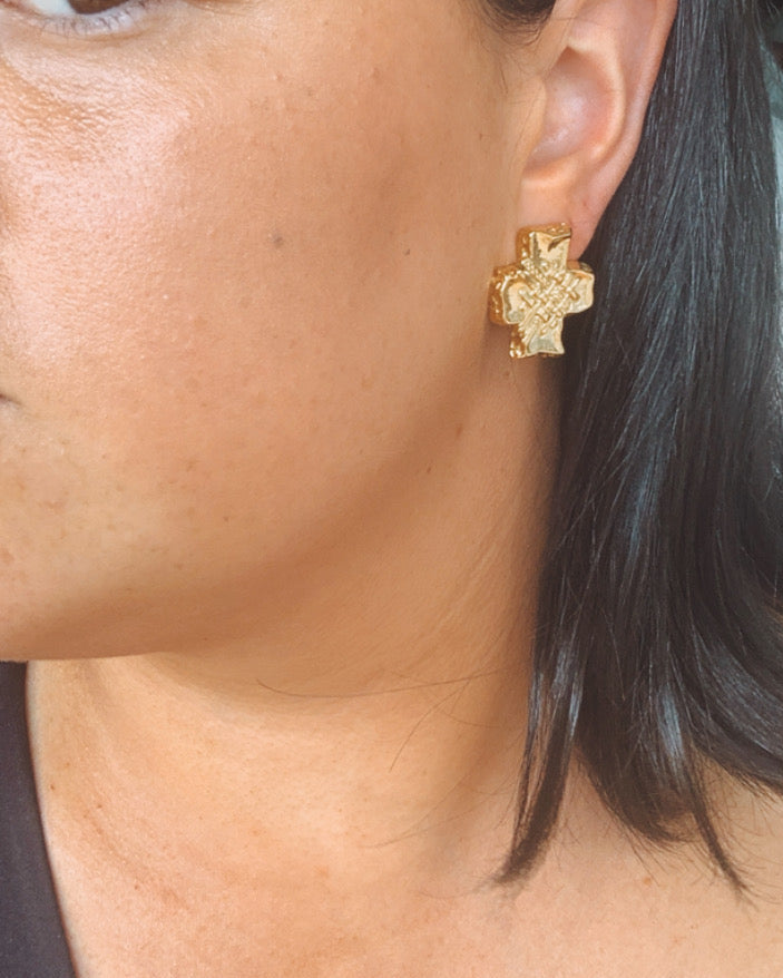 Chloe Statement Stud Earrings 18k Gold