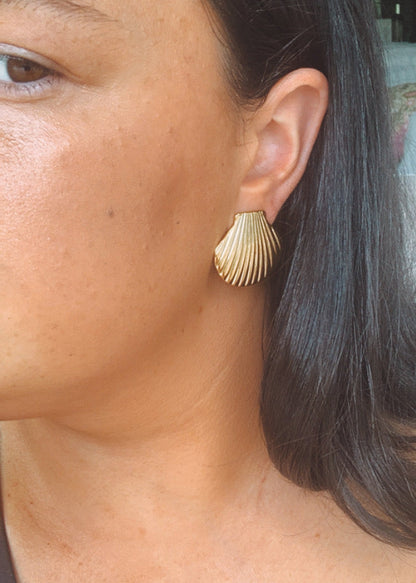 Paradiso Shell Statement Stud Earrings 18k Gold
