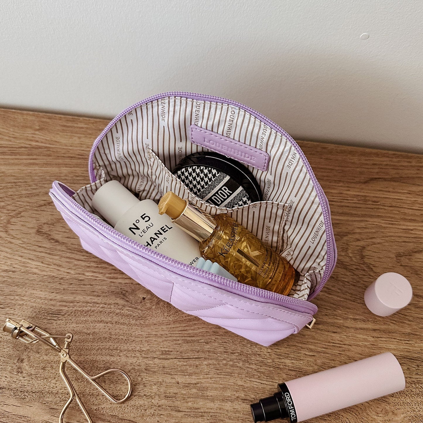 Shell Makeup Pouch Lilac