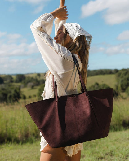 Sawyer Tote Bag Chocolate Suedette