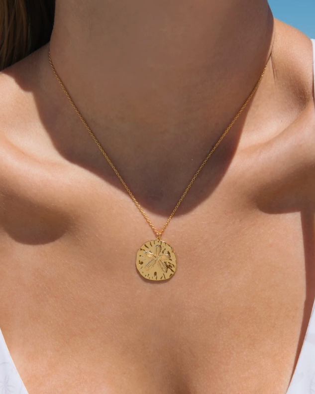 Sand Dollar Necklace 18k Gold