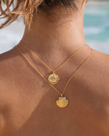 Sun Shell Necklace 18k Gold