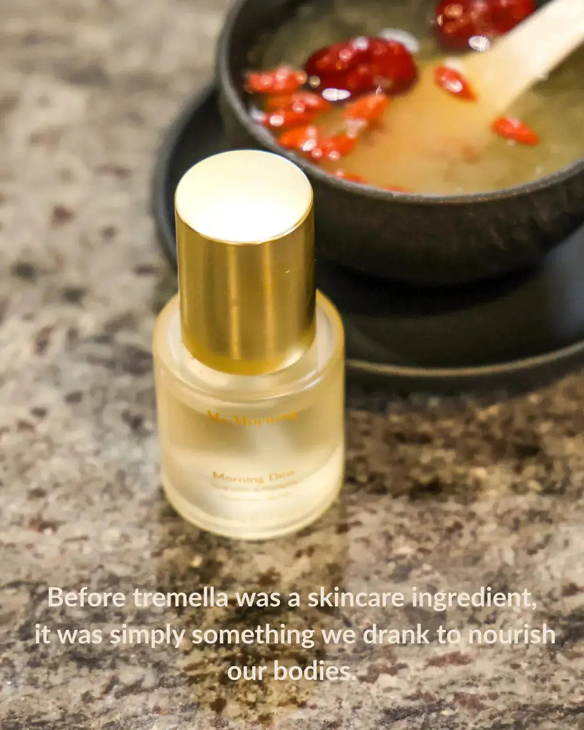 Hyaluronic acid serum ingredient breakdown for plumping skin by Ms Morning