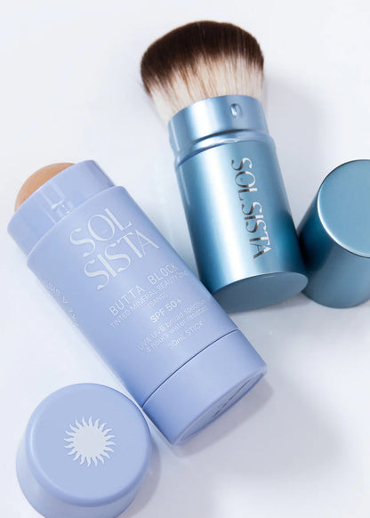 Retractable Kabuki Makeup Brush by Sol Sista Co