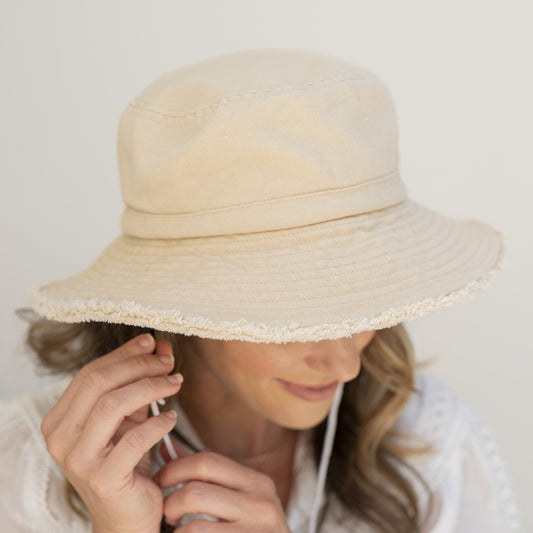 Tara Hat in Beige