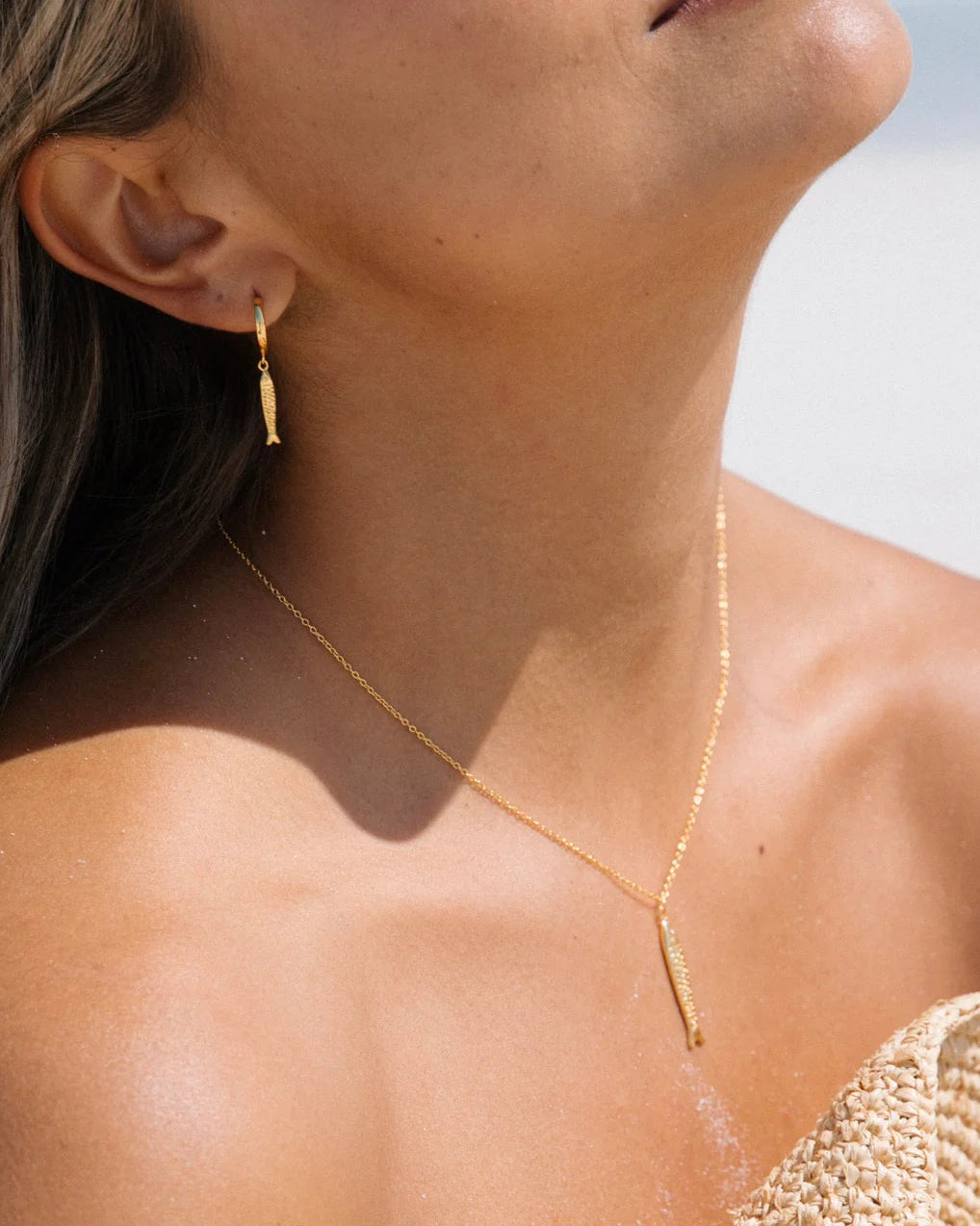 Sardine Huggie Earrings 18k Gold